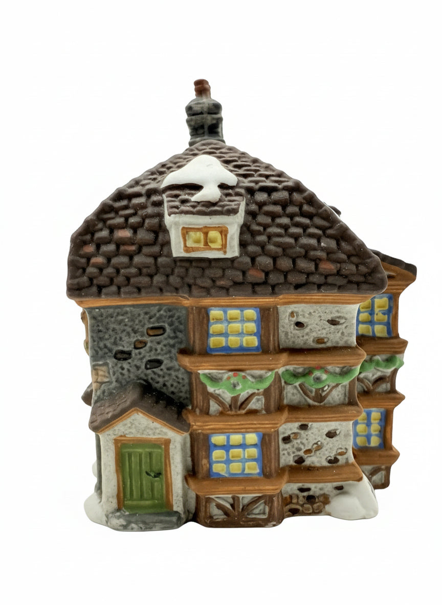 Sir John Falstaff Inn - 1995 Collectors Edition Ornament